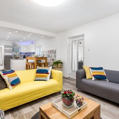 Villa Mate Comfortable