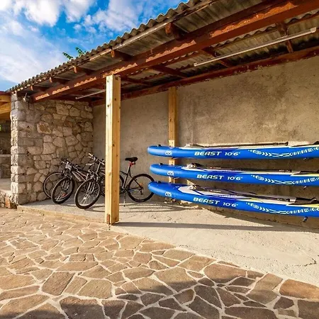 Mate Comfortable Villa