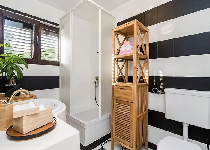 Mate Comfortable Villa Krmpote-Vodice